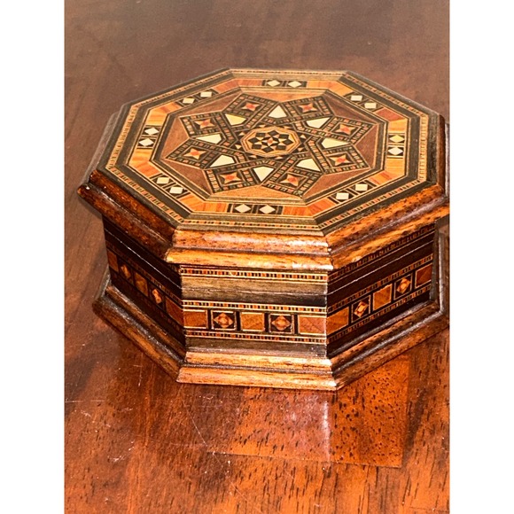 Vintage Inlaid Wood Octagon Box Trinket Jewelry Keepsake Mother of Pearl 5.5" - Picture 1 of 9